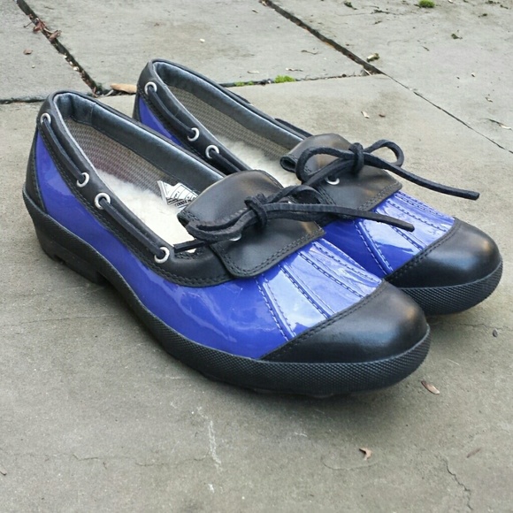 ugg ashdale duck shoes